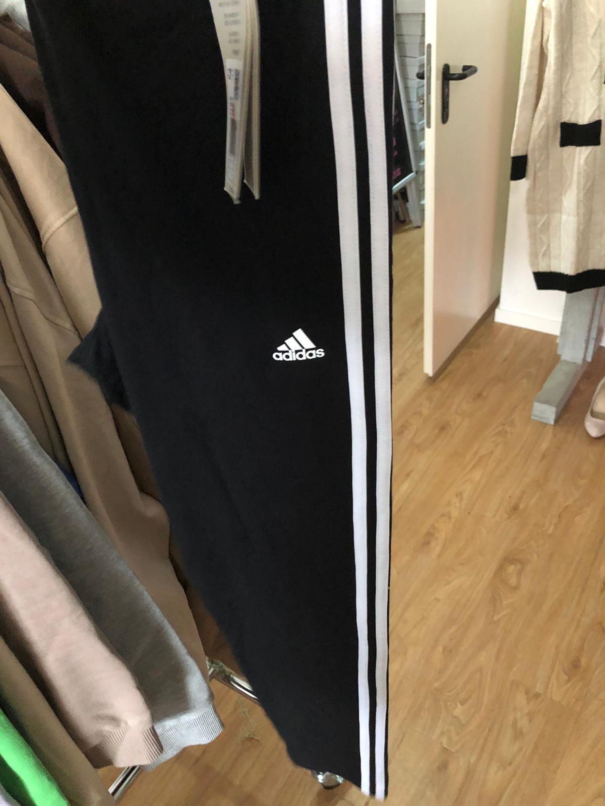 Adidas Essential Hose