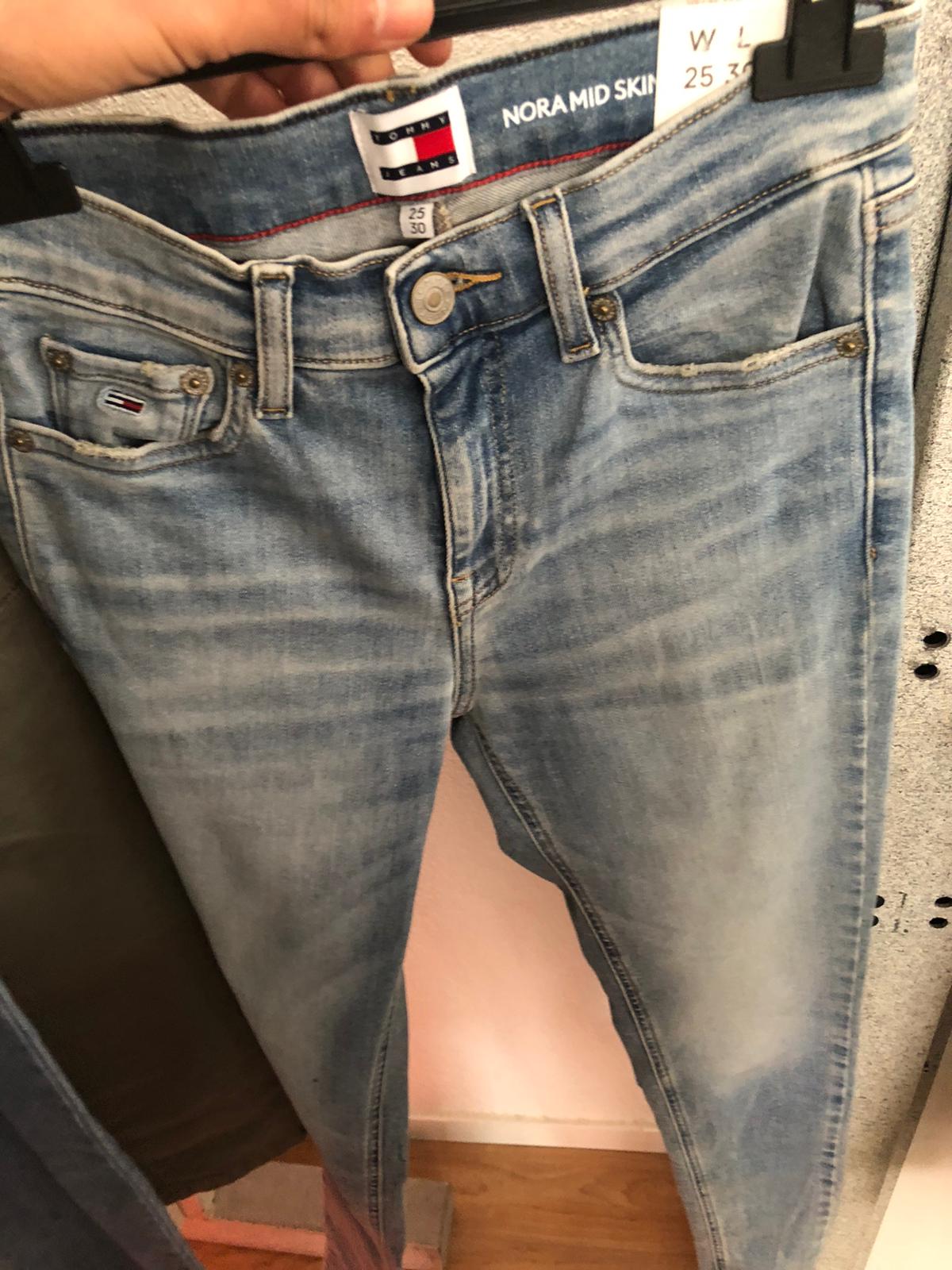 Tommy Hilfiger Jeans